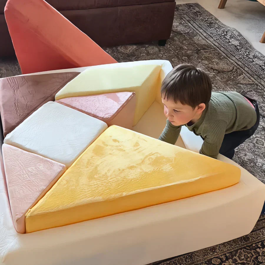 Plushitect® - Coussin de jeu puzzle Tangram